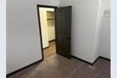 1001 39th Avenue, Rockford, IL 61109 - Photo 8