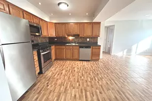 10440 Natoma Ave, Chicago Ridge, IL 60415 - Photo 4