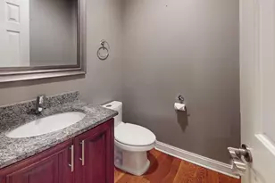 1327 Larchmont Dr, Buffalo Grove, IL 60089 - Photo 10