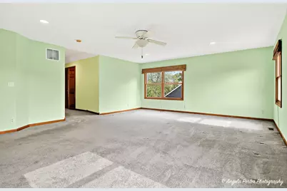 2215 Crystal Circle, Crystal Lake, IL 60012 - Photo 36