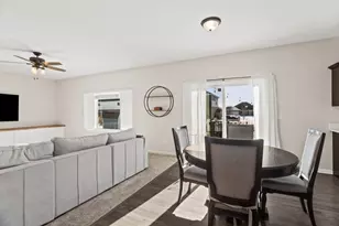 2252 Runway Dr, New Lenox, IL 60451 - Photo 6