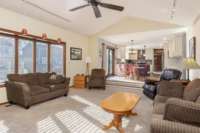 2813 Stonehurst Drive, Bloomington, IL 61704 - Photo 24