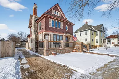 709 Whitney Boulevard, Belvidere, IL 61008 - Photo 2