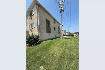 9202 Seymour Avenue, Schiller Park, IL 60176 - Photo 2