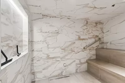 21 E Huron Street #1806, Chicago, IL 60611 - Photo 40