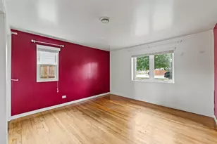 9909 Elm Cir Dr, Oak Lawn, IL 60453 - Photo 6