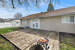 [Address not provided], Streamwood, IL 60107 - Photo 6
