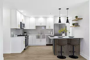 8949 S Utica Ave, Evergreen Park, IL 60805 - Photo 2