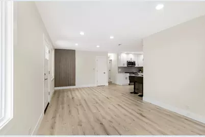 8949 S Utica Avenue, Evergreen Park, IL 60805 - Photo 6