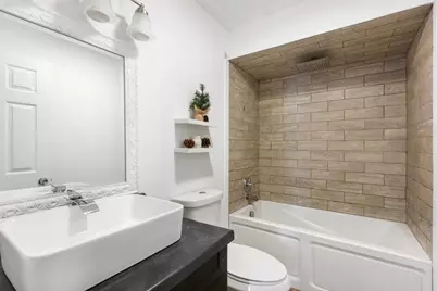 46 N Ridgemoor Avenue, Mundelein, IL 60060 - Photo 8