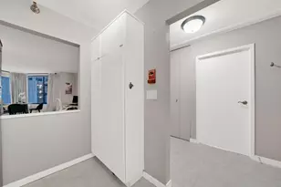 401 E Ontario St, Chicago, IL 60611 - Photo 4