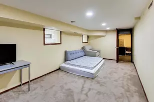 8723 Callie Ave, Morton Grove, IL 60053 - Photo 20