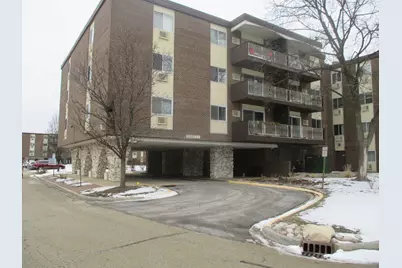 1321 S Finley Road #211, Lombard, IL 60148 - Photo 2