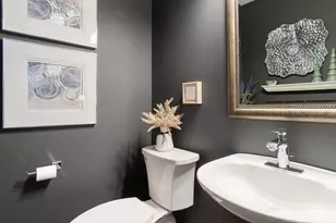 717 Clarendon Ln, Aurora, IL 60504 - Photo 12