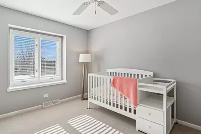 717 Clarendon Lane, Aurora, IL 60504 - Photo 24