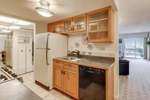 512 Redondo Dr, Downers Grove, IL 60516 - Photo 12
