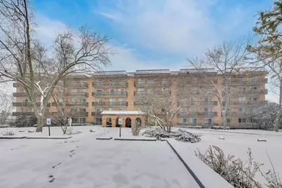 512 Redondo Drive #107, Downers Grove, IL 60516 - Photo 2