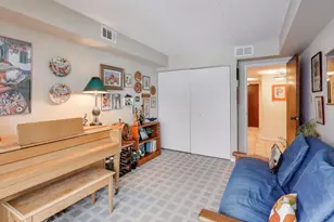 512 Redondo Dr, Downers Grove, IL 60516 - Photo 18