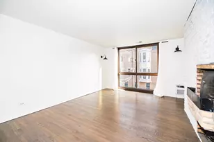 2201 N Cleveland Ave, Chicago, IL 60614 - Photo 4