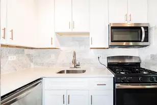 2201 N Cleveland Ave, Chicago, IL 60614 - Photo 8