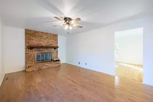 1224 W Whytecliff Rd, Palatine, IL 60067 - Photo 10