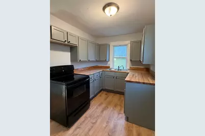 349 W Illinois Avenue, Aurora, IL 60506 - Photo 2