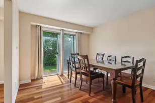 682 Claridge Cir, Hoffman Estates, IL 60169 - Photo 10