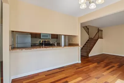 682 Claridge Circle, Hoffman Estates, IL 60169 - Photo 16