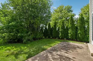 682 Claridge Cir, Hoffman Estates, IL 60169 - Photo 40