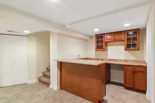 682 Claridge Cir, Hoffman Estates, IL 60169 - Photo 32