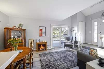 1511 Queensgreen Court, Naperville, IL 60563 - Photo 4