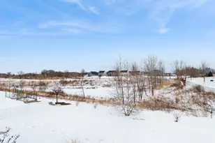 1873 White Lake Dr, Antioch, IL 60002 - Photo 24