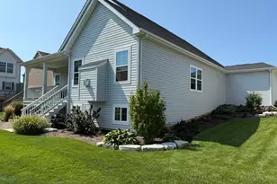 1873 White Lake Dr, Antioch, IL 60002 - Photo 28