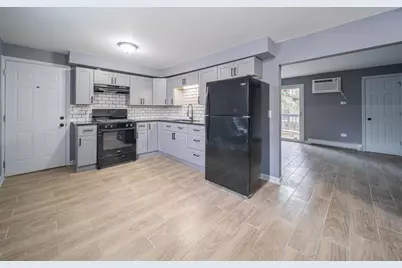 15334 Martin Luther King Jr Drive #2E, Dolton, IL 60419 - Photo 6