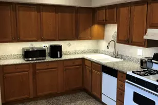 941 N Northwest Hwy, Park Ridge, IL 60068 - Photo 10