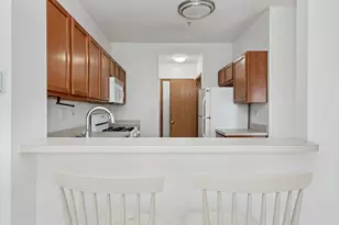 530 Foxridge Dr, Fox Lake, IL 60020 - Photo 8