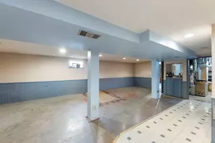 568 N West Ave, Elmhurst, IL 60126 - Photo 12