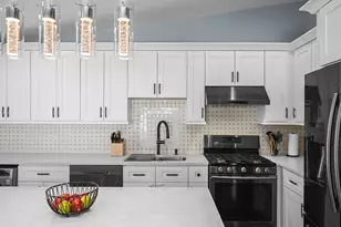 2212 Fulle St, Rolling Meadows, IL 60008 - Photo 4