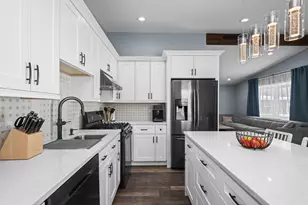 2212 Fulle St, Rolling Meadows, IL 60008 - Photo 6