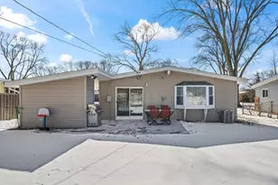 2212 Fulle St, Rolling Meadows, IL 60008 - Photo 22