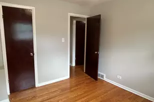 330 W Holly Ct, Glenwood, IL 60425 - Photo 22