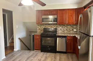 330 W Holly Ct, Glenwood, IL 60425 - Photo 16