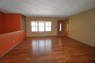 551 S Mapes Dr, Stockton, IL 61085 - Photo 4