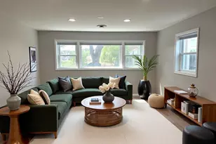 529 E 166th Pl, South Holland, IL 60473 - Photo 8