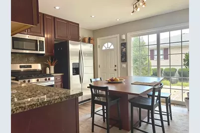 529 E 166th Place, South Holland, IL 60473 - Photo 10