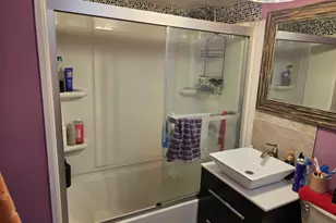 4241 Ruby St, Schiller Park, IL 60176 - Photo 14