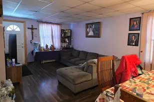 4241 Ruby St, Schiller Park, IL 60176 - Photo 8