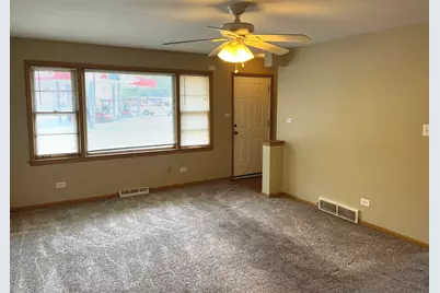 664 E 142nd Street, Dolton, IL 60419 - Photo 4