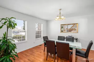 401 Foxborough Trail, Bolingbrook, IL 60440 - Photo 10