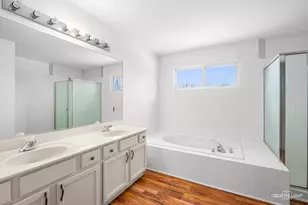 401 Foxborough Trail, Bolingbrook, IL 60440 - Photo 22